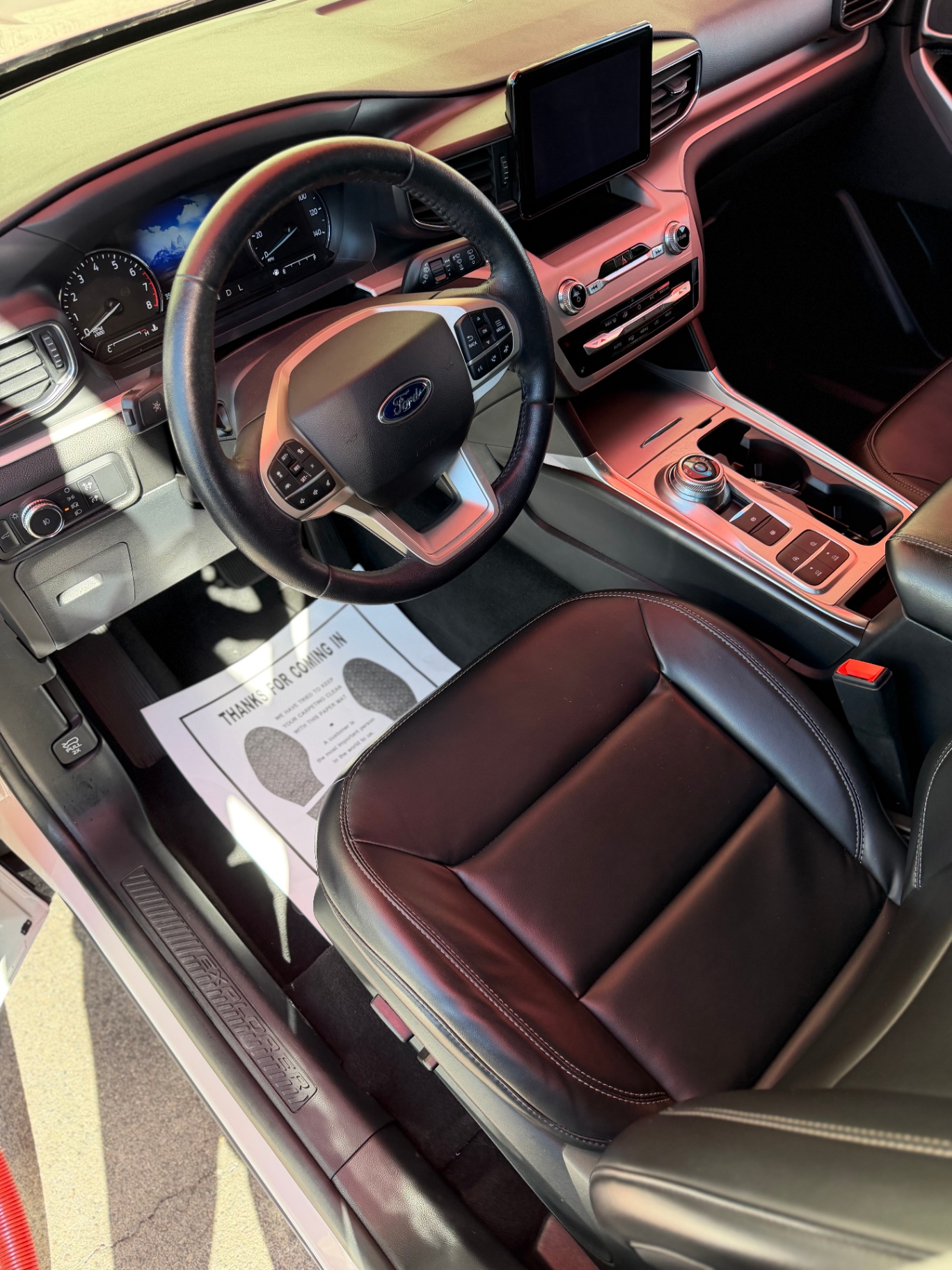 Ford Explorer cabin detail