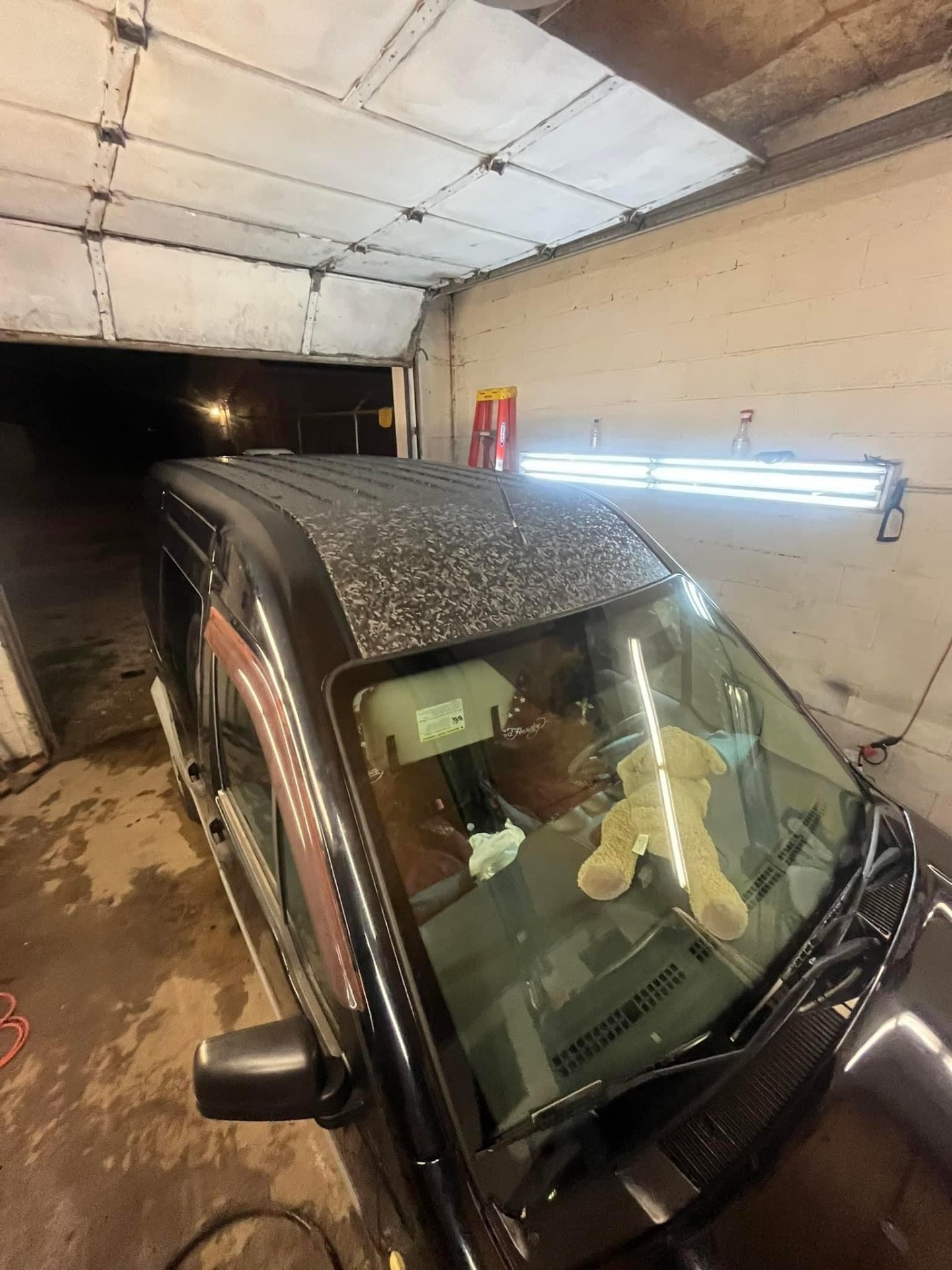 SUV forged carbon roof wrap install